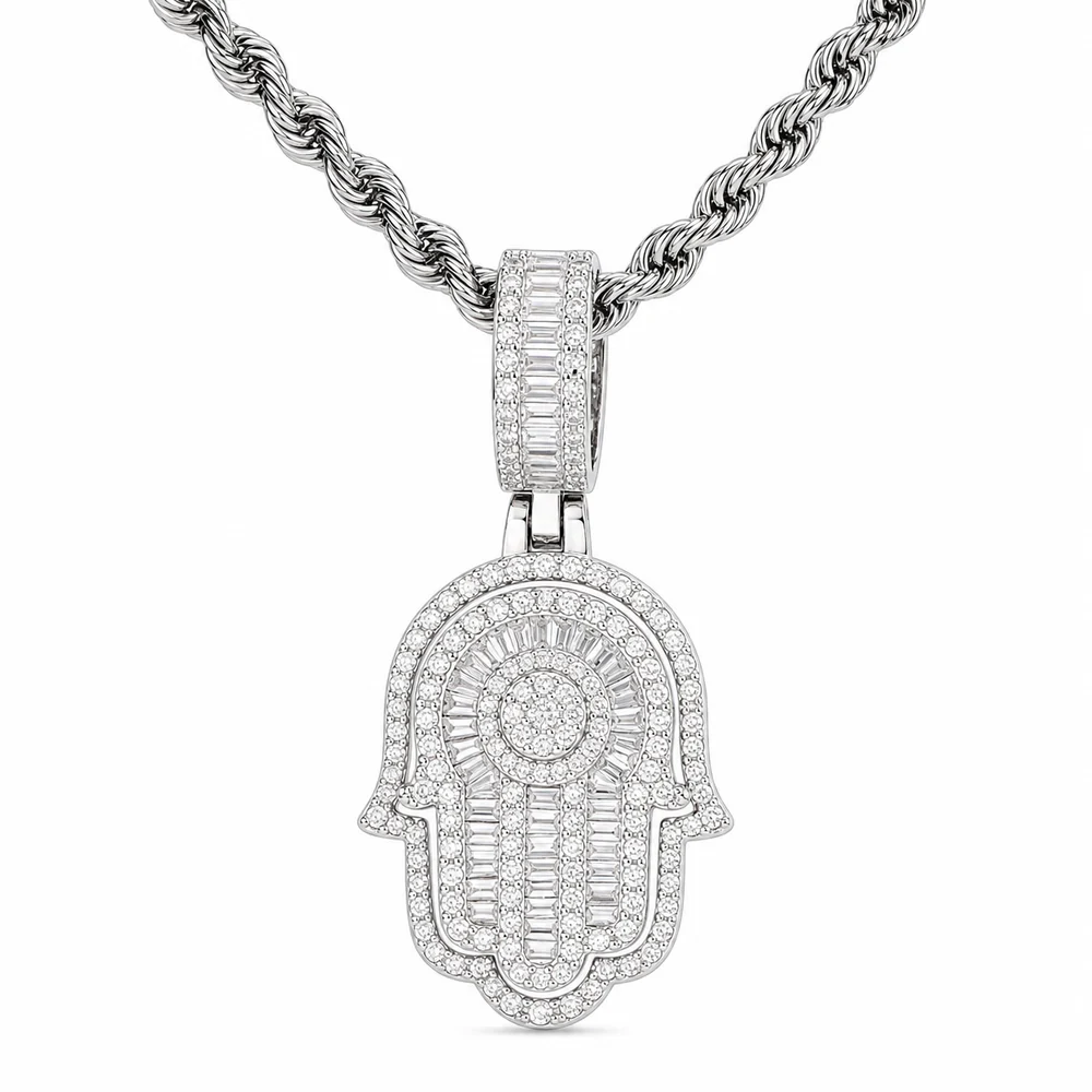 Colgante Mano Hamsa de moissanita en plata 925 de Miles Jewellery